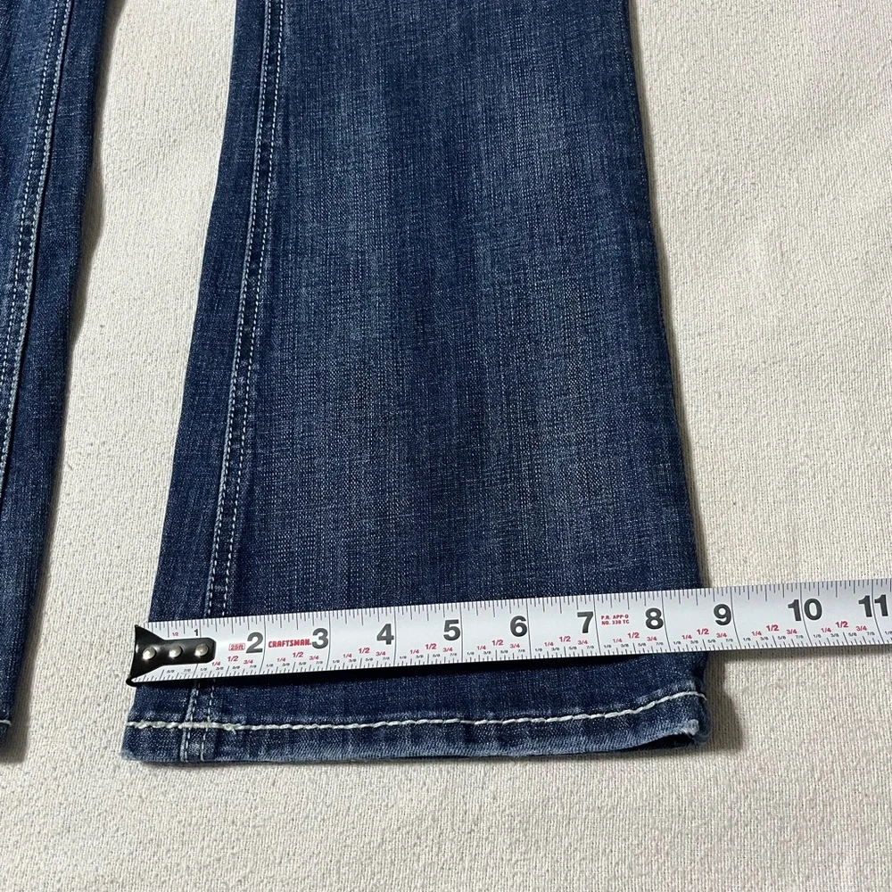 Rock & Roll Women’s 30x31.5‎ Rival Low Rise Boot Cut Cowgirl Distressed Jeans
